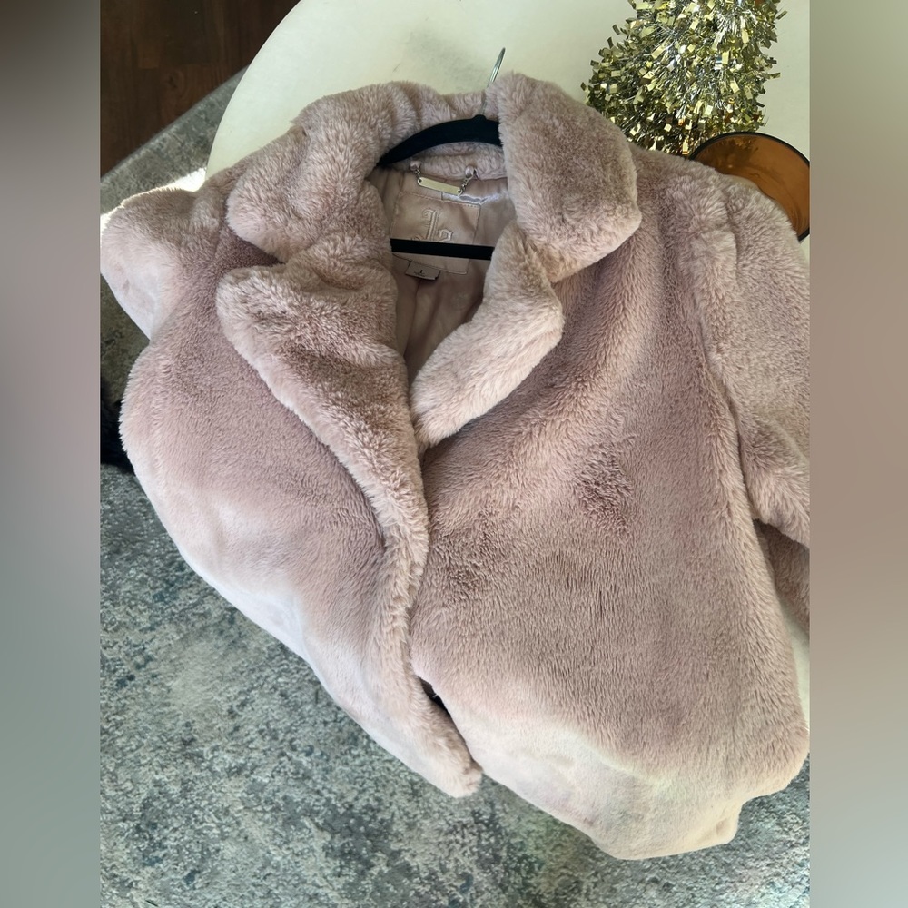 Fur coat